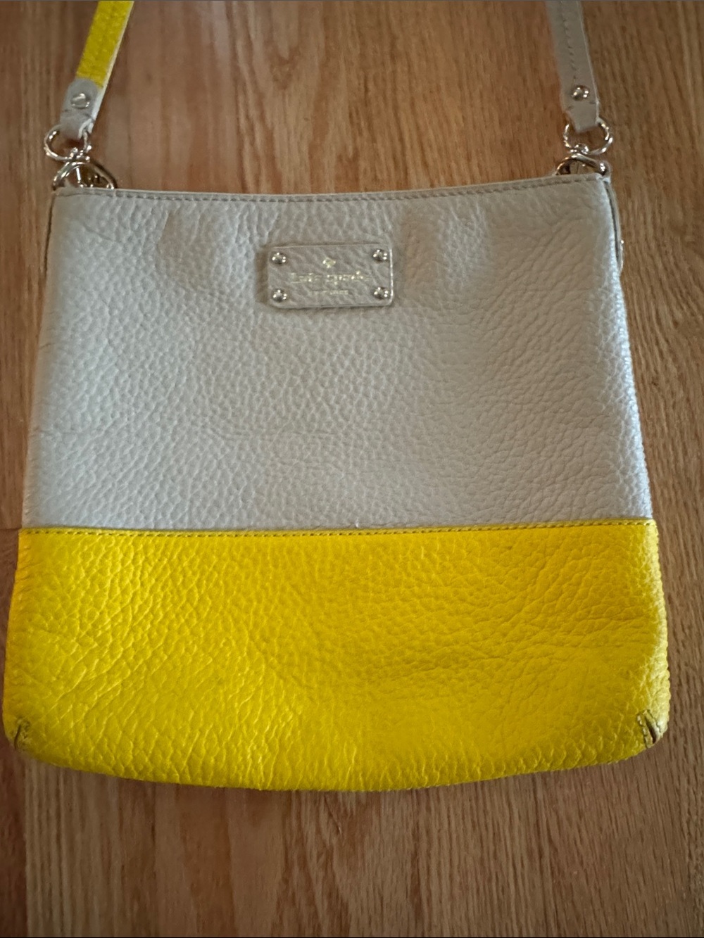 Kate Spade Grove Court Cora Yellow and Cream Colorblock Crossbody purse - Picture 3 of 11